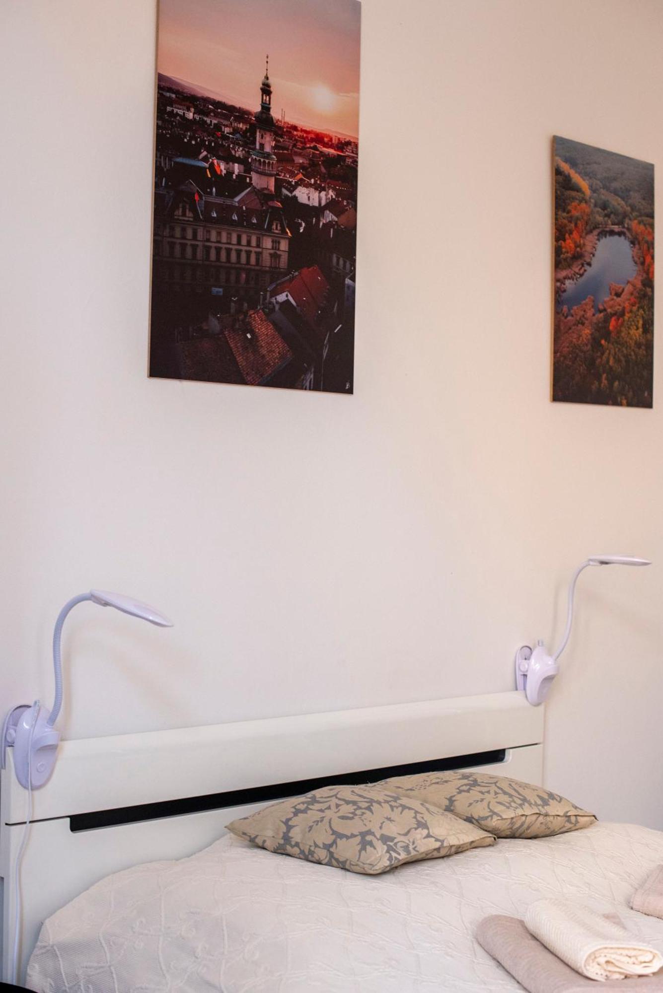 Varfal-Lak Apartman โชพรอน ภายนอก รูปภาพ